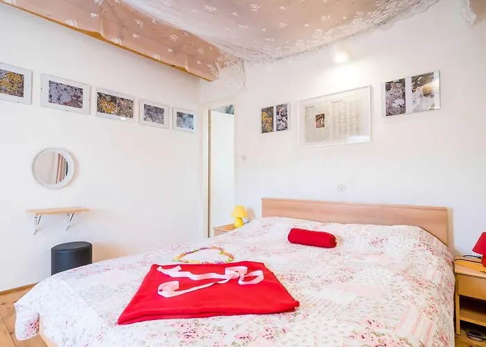 House Ko An-four Bedroom With Terrace And Swimming Pool Dom wakacyjny *