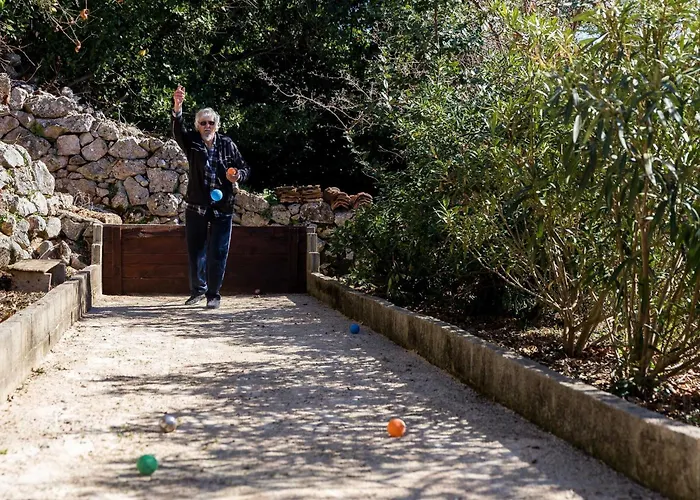 Dom wakacyjny House Ko An-four Bedroom With Terrace And Swimming Pool Gruda