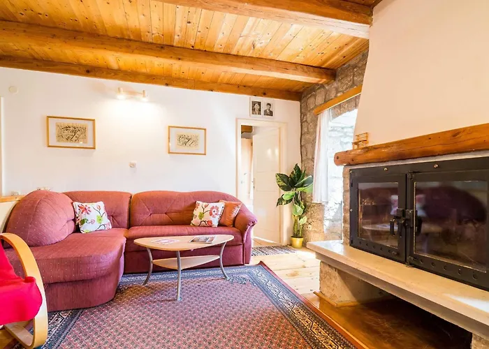 House Ko An-four Bedroom With Terrace And Swimming Pool Gruda