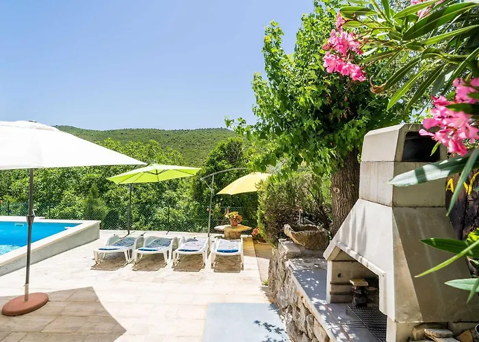 House Ko An-four Bedroom With Terrace And Swimming Pool * Gruda