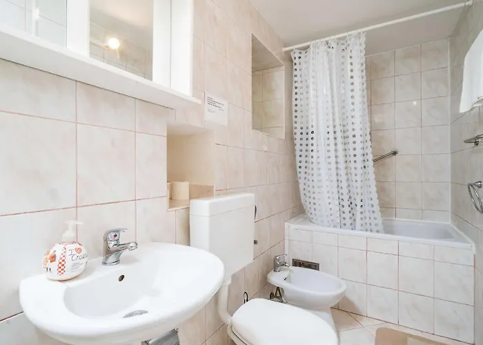 House Ko An-four Bedroom With Terrace And Swimming Pool *