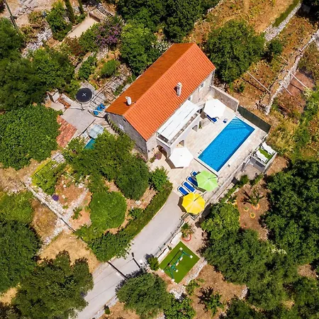 Vikendica House Ko An-four Bedroom With Terrace And Swimming Pool