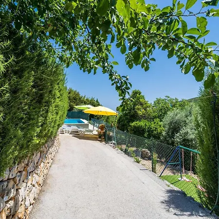 Vikendica House Ko An-four Bedroom With Terrace And Swimming Pool *
