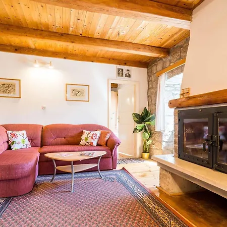 House Ko An-four Bedroom With Terrace And Swimming Pool Gruda