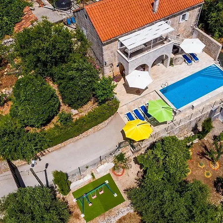 Vikendica House Ko An-four Bedroom With Terrace And Swimming Pool