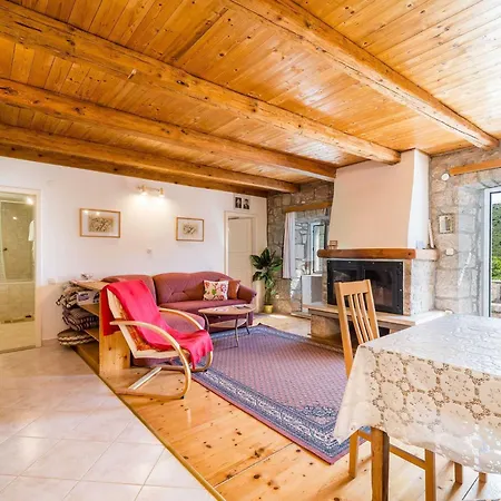 House Ko An-four Bedroom With Terrace And Swimming Pool Vikendica